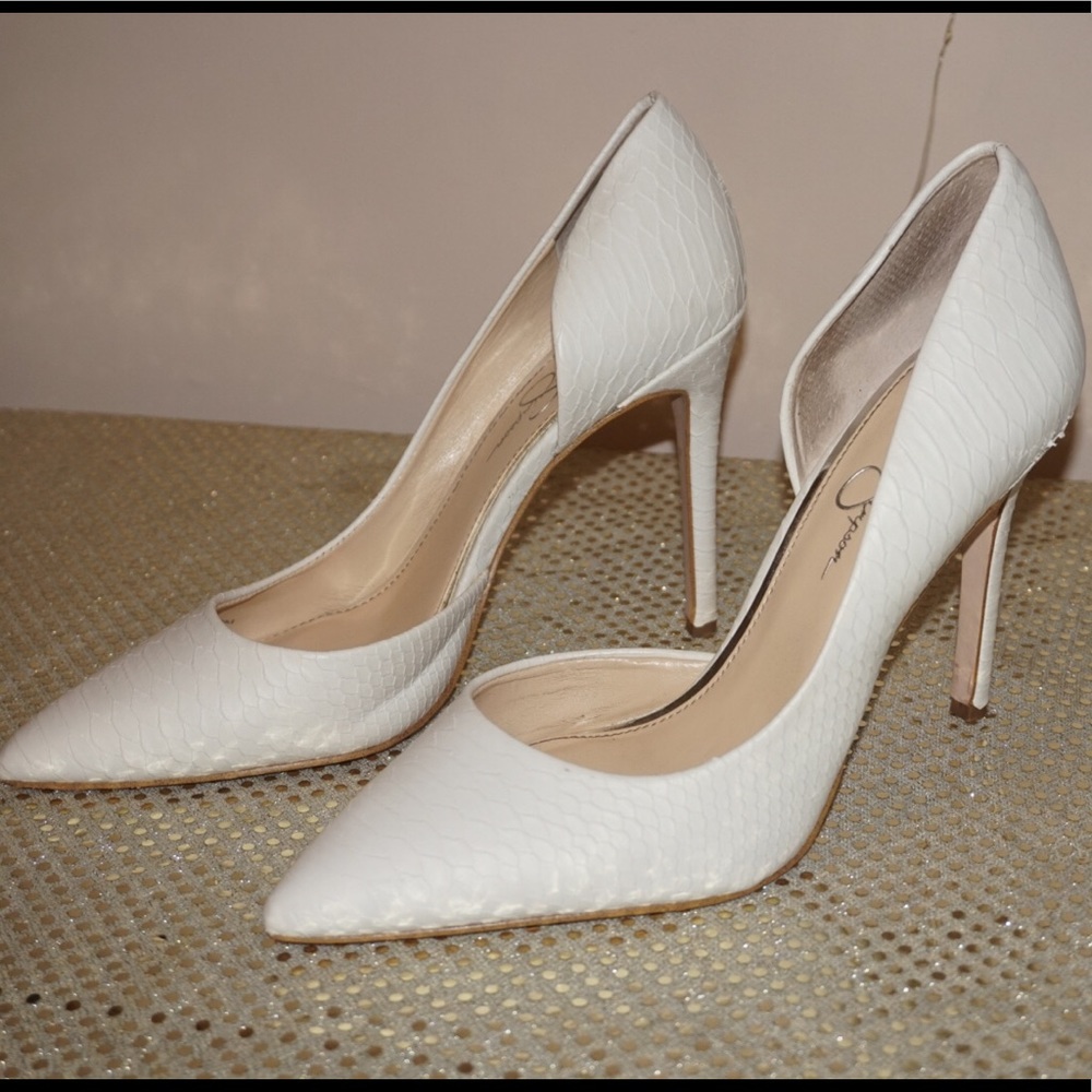 Jessica Simpson Pheona Pointed-Toe Snake Pump